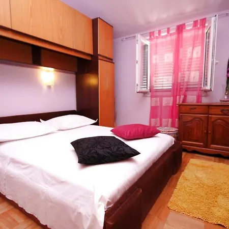 By The Sea - 6666 Apartman Makarska