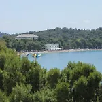 Apartment By The Sea - 6666 *