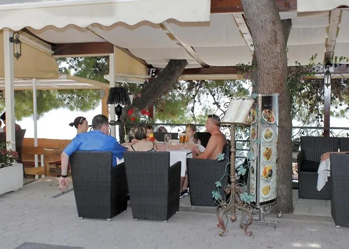 By The Sea - 6666 Апартаменти *